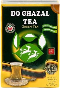 Pak Do Ghazal Groene Thee met logo, glas thee en prominente do ghazal tea branding op de verpakking.