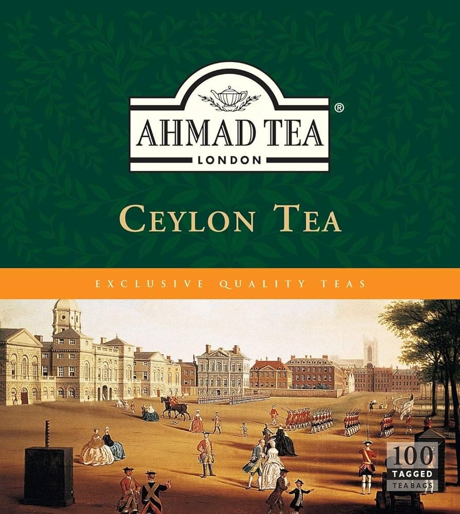 Verpakking van Ahmad Ceylon Tea, 100 theezakjes, authentieke Sri Lanka thee met klassiek label.