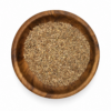 Droog los product in rond houten bakje op witte achtergrond