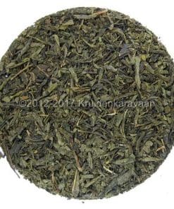 Groene Sencha thee bladeren uit Japan, ideale keuze voor wie speciale thee kopen wil.